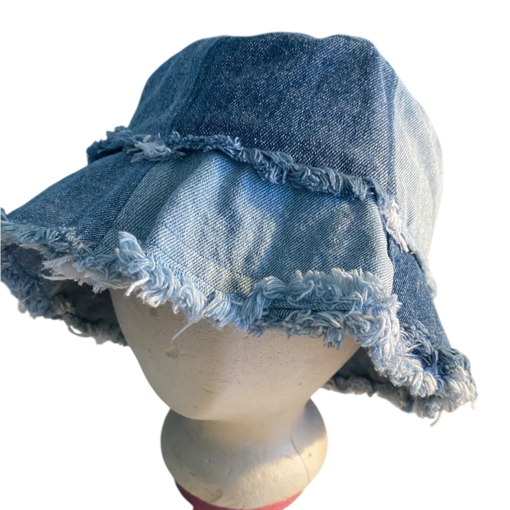 NWT’s denim patchwork bucket hat unisex